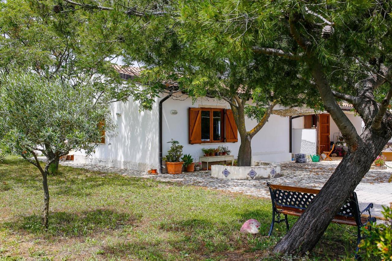 Nomade - Slow Living Lodge Balestrate Eksteriør billede